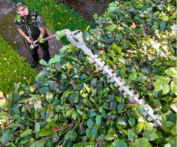 Cortasetos profesional de 51cm para poda en altura | EGO