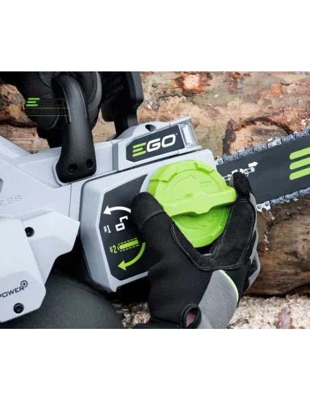 Motosierra a batería EGO CS1800 para profesionales de la poda Motosierra a batería EGO CS1800 para profesionales de la poda