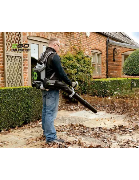 Soplador de mochila a batería EGO LB6002E para uso profesional