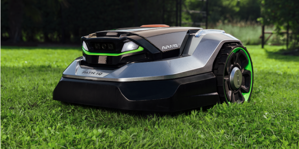 AURA-R2 de EGO Power+: el robot cortacésped inteligente que maximiza el cuidado del jardín